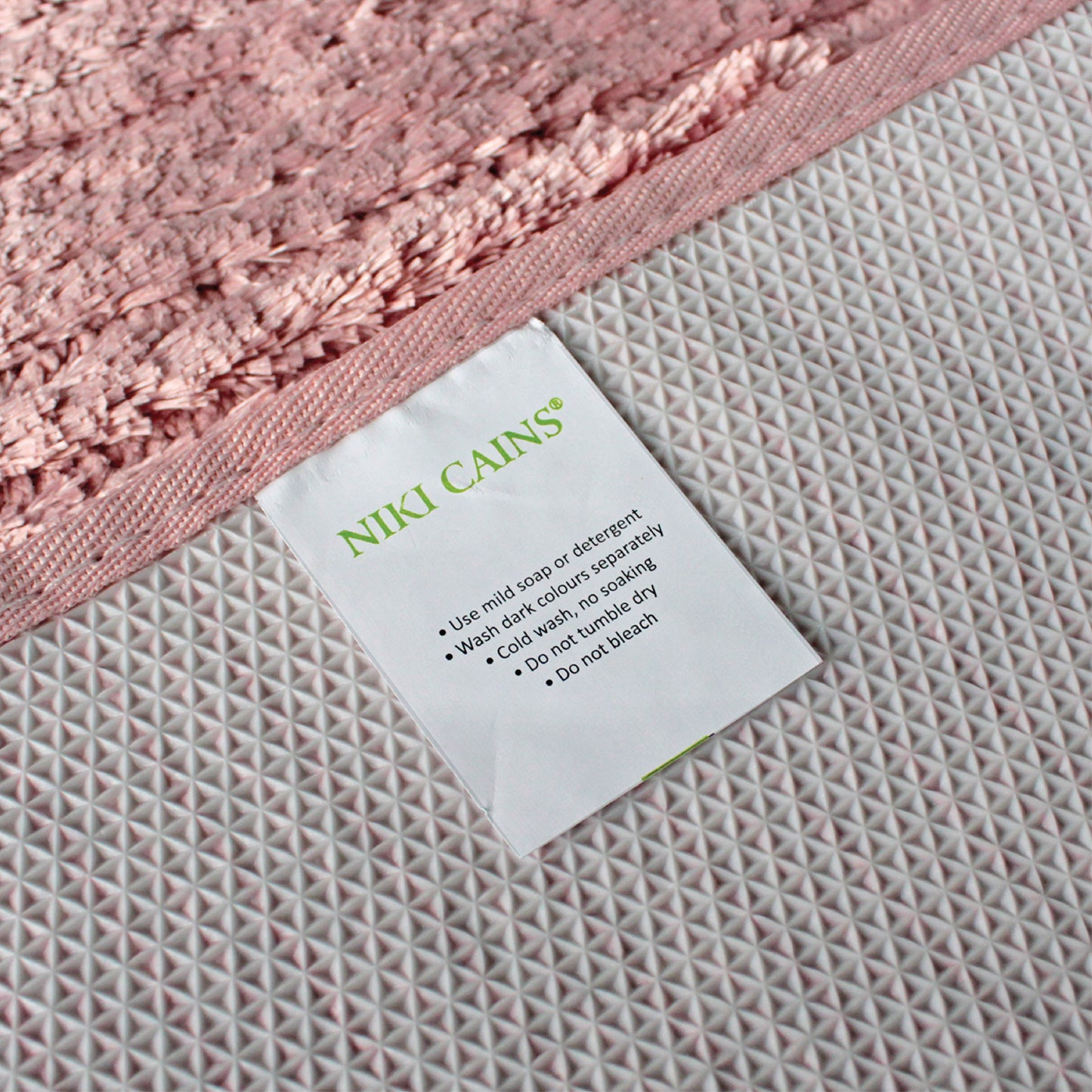 Niki Cains Pearl Microfiber Bathmat - 50cm x 80cm