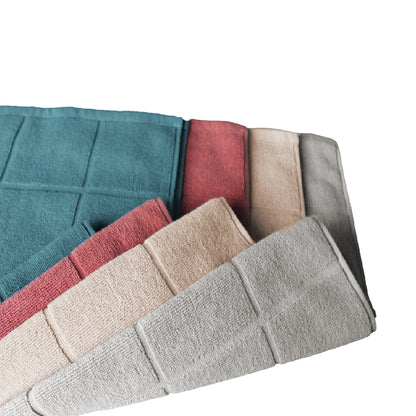 Niki Cains Emery Towelling Mat - 100% Cotton