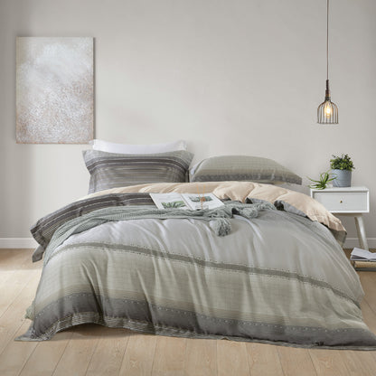 Jean Perry Alexine Quilt Cover Set - 100% TENCEL™  1200TC (Queen/King/Super King) B6